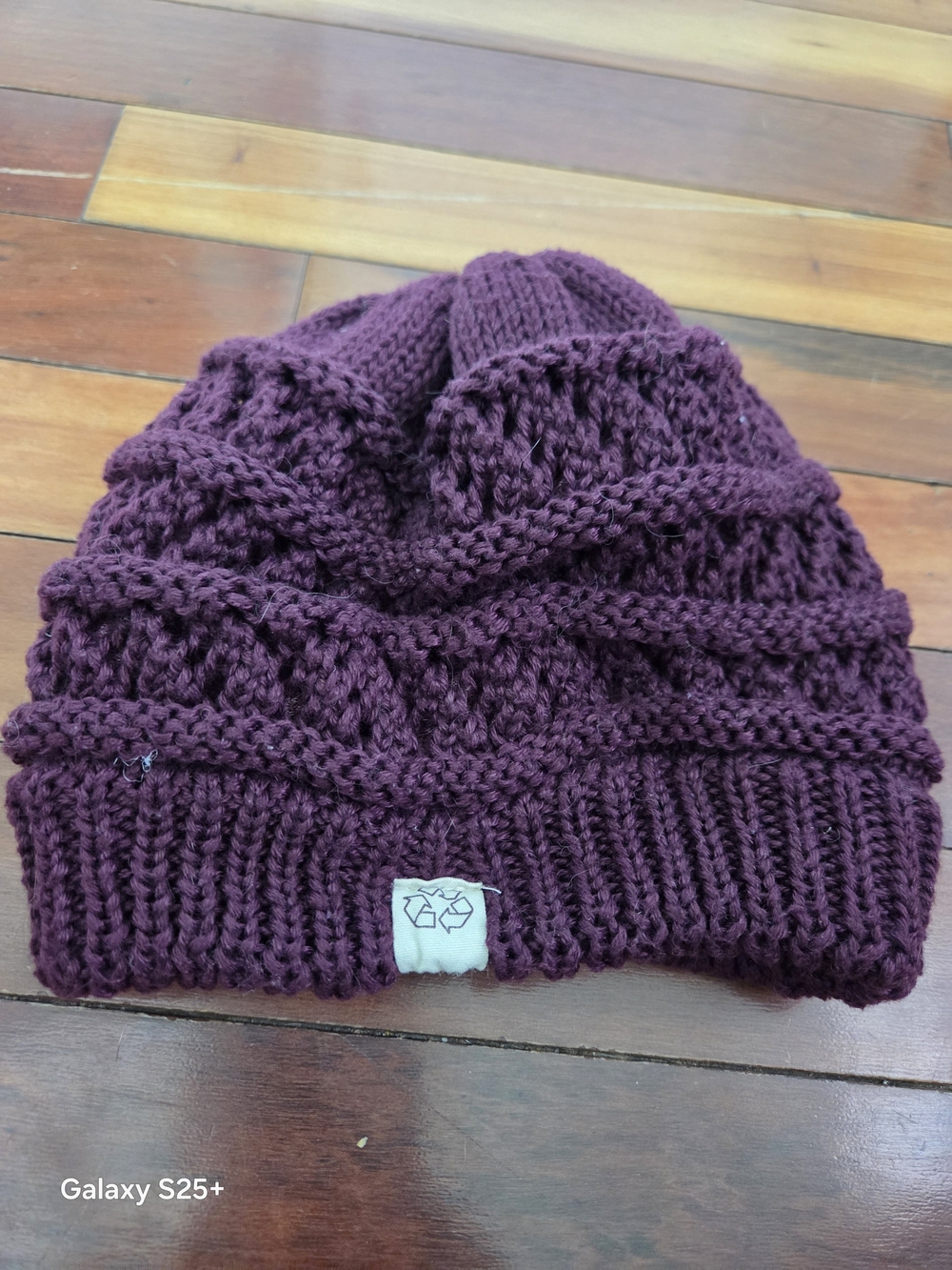 Women's Cable Knit Beanie - Plum OS